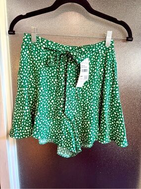Nordstrom- All in Favor- Green Polka Dot Skort with Cream Spots